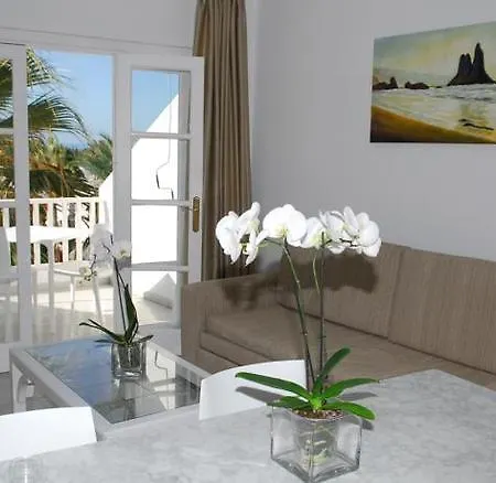 Ξενοδοχείο με διαμερίσματα Lagos De Fanabe Costa Adeje (Tenerife)