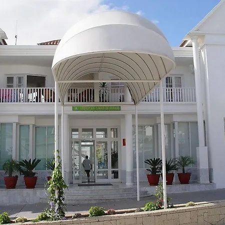 Lagos De Fañabé Apartahotel