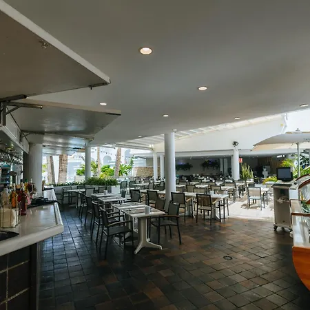 拉各斯法纳贝海滩度假酒店 阿德耶