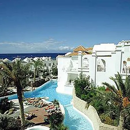 拉各斯法纳贝海滩度假酒店 公寓式酒店